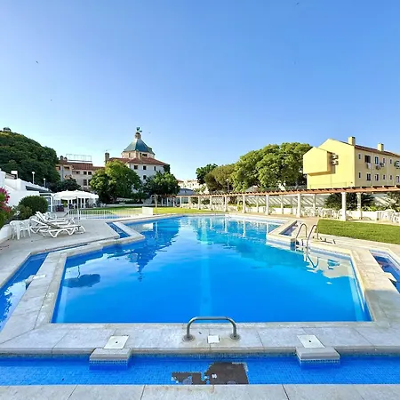 12 With Pool By Homing Vilamoura