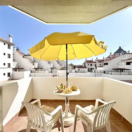 12 With Pool By Homing Апартаменты Виламура